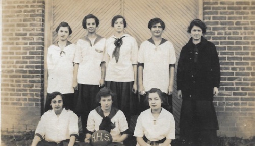 Homer H.S. Girls Basketball Team 1915